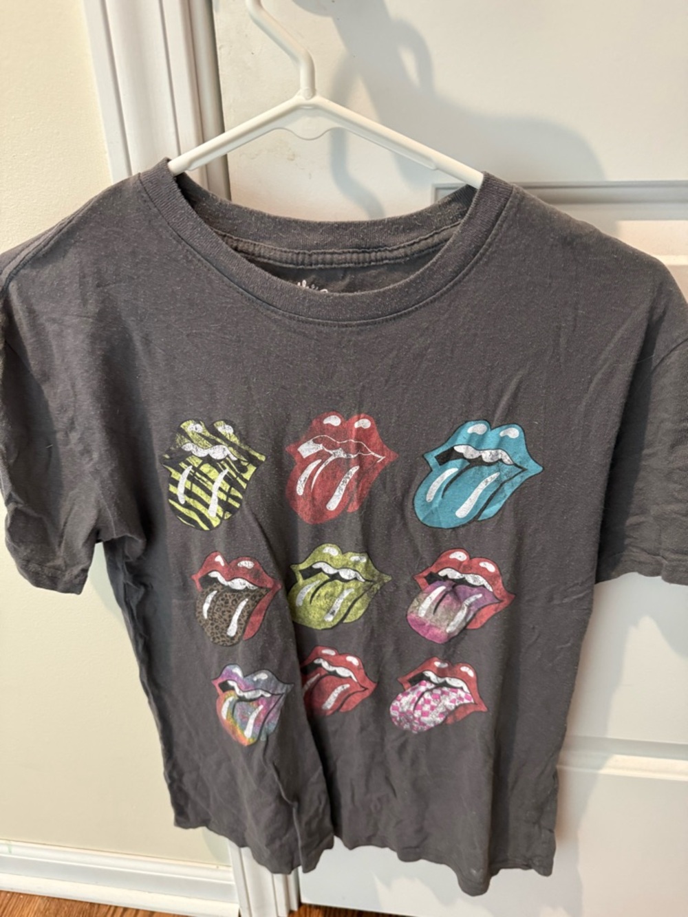 Rolling Stones Graphic Tee size small